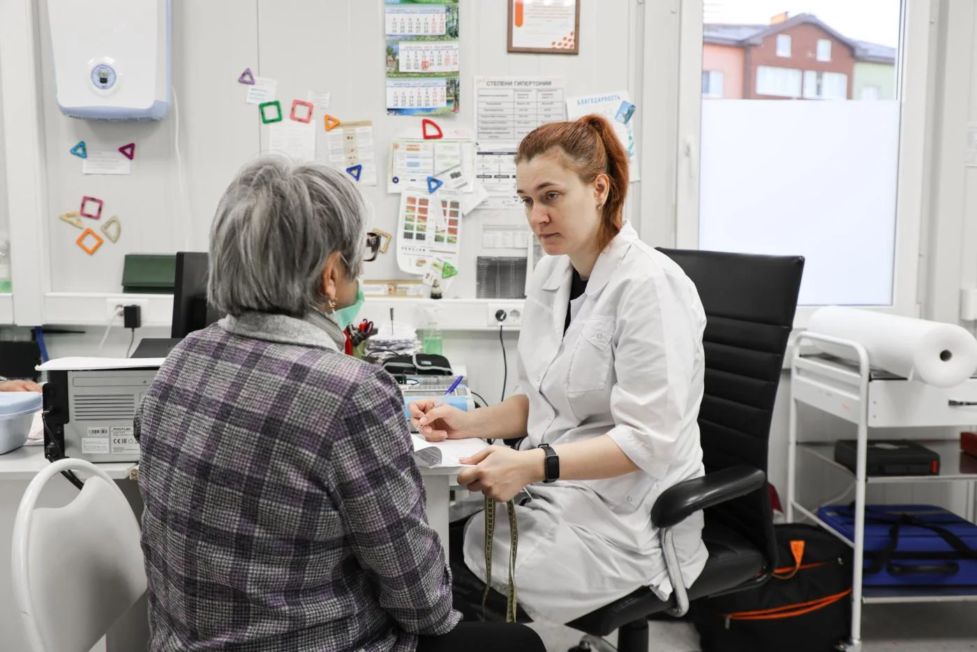 Комплексное обследование в фельдшерско-акушерском пункте поселка Невское. 