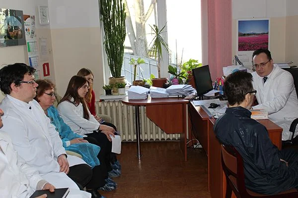 Около ста врачей и фельдшеров региона прошли обучение новым методикам ранней диагностики рака кожи