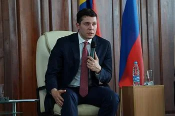 Антон Алиханов: Со следующего года запускаем новую программу по скринингу онкозаболеваний Антон Алиханов: Со следующего года запускаем новую программу по скринингу онкозаболеваний