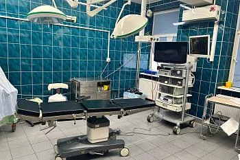 В Областной клинической больнице врачи-хирурги провели операцию по удалению эхинококковой кисты печени размером более девяти сантиметров