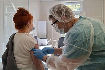 Прививочная кампания в регионе продолжается, план вакцинации выполнен более, чем на сорок процентов Прививочная кампания в регионе продолжается, план вакцинации выполнен более, чем на сорок процентов